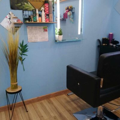 Le Salon de Coiffure — photo 4